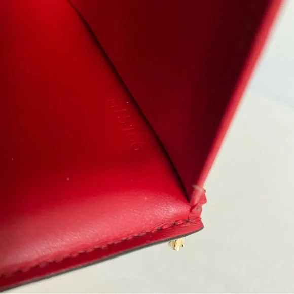 Louis Vuitton Victorine
Monogram Vernis wallet - Picture 15 of 16